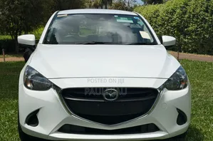 Mazda Demio 2018 White
