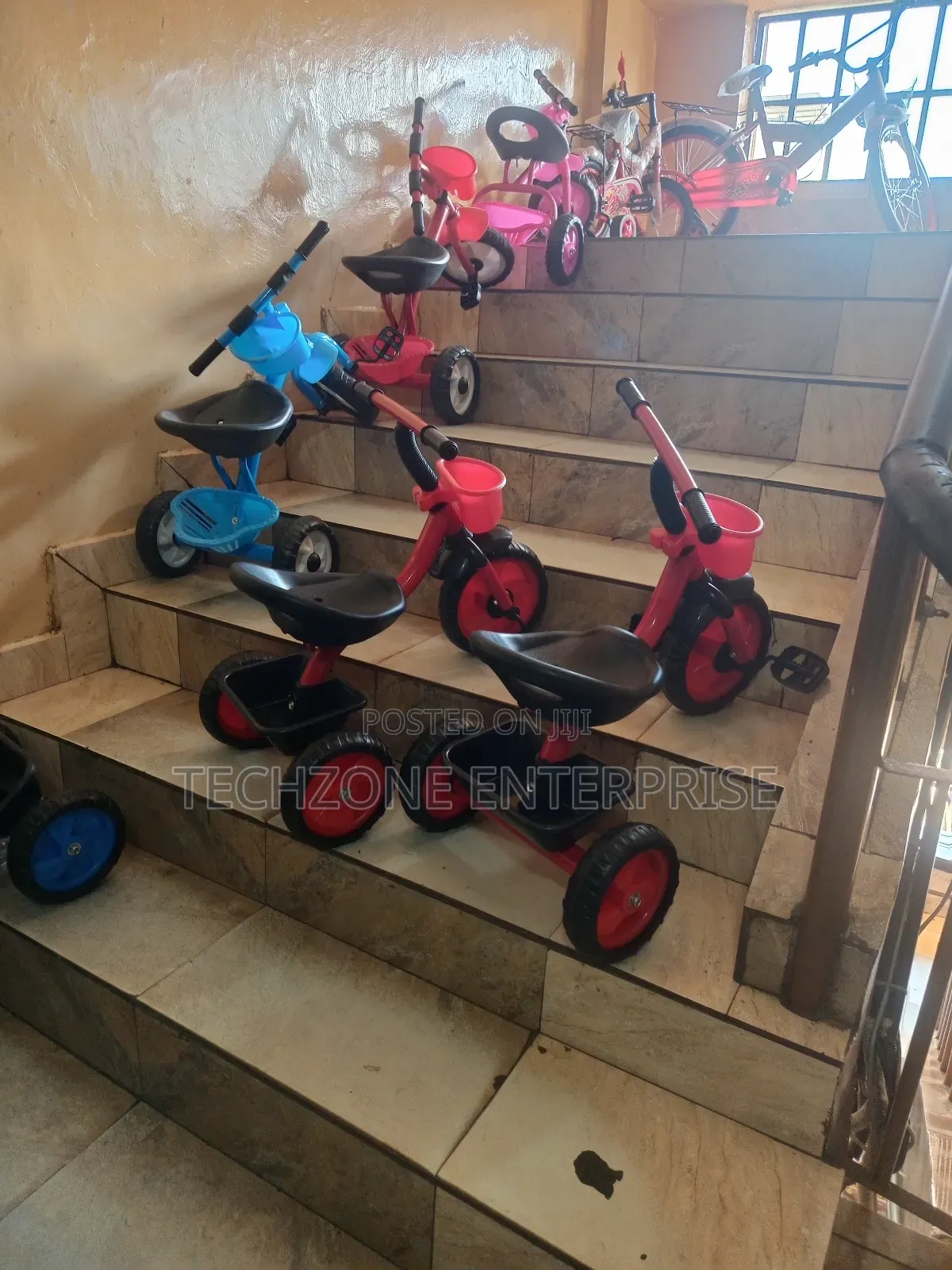 Executive Kid Tricycle Available in Different Colors 