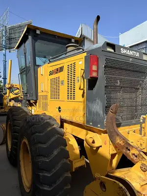 Shantui Grader in Stock