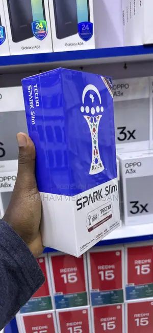 New Tecno Spark Slim 256 GB Black