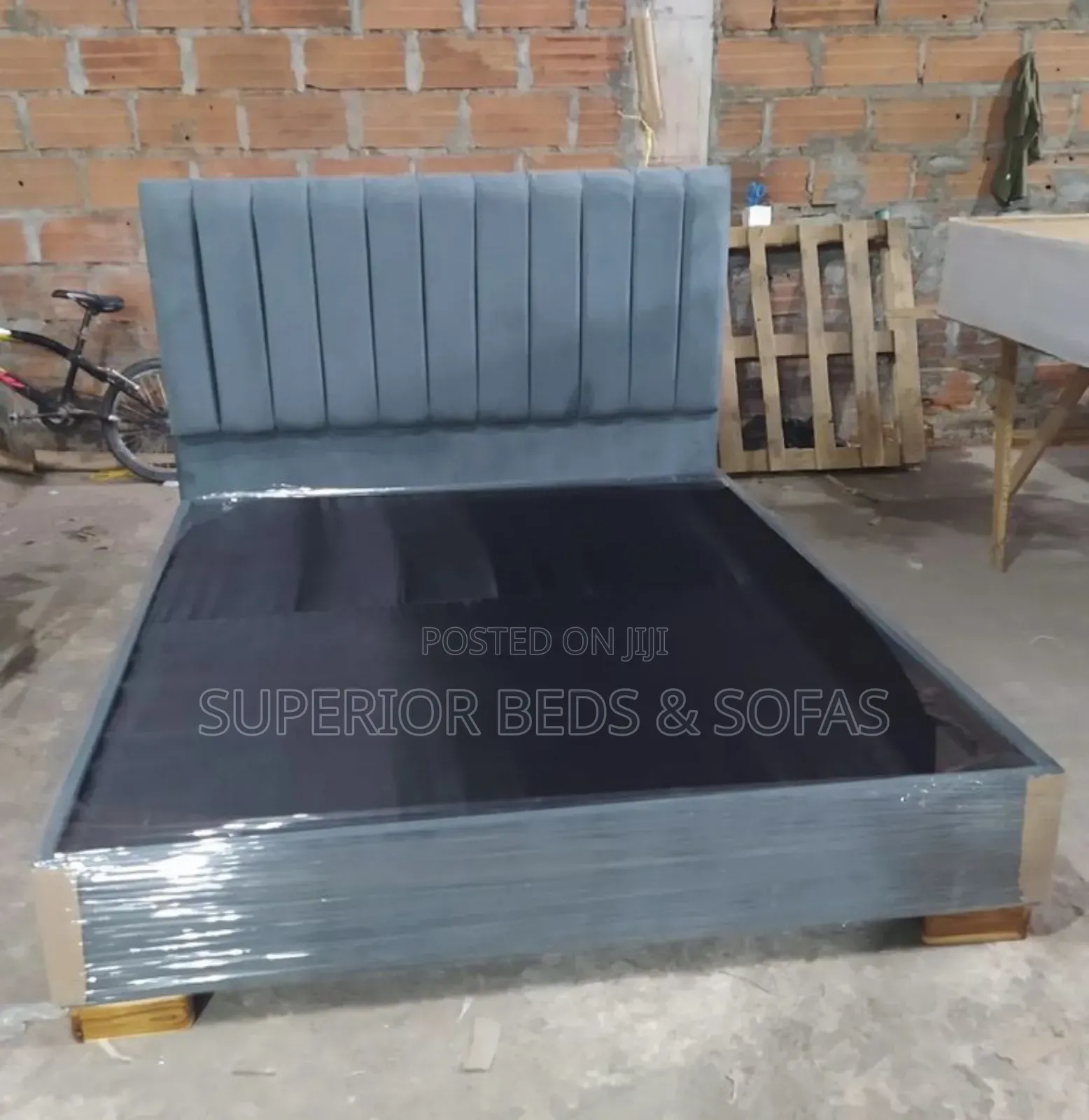 Modern Padded Flat Base Bed