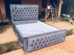 Studded Tufted Bed