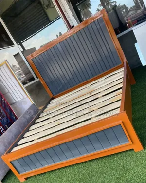 Two-Tone Modern Panel( 5 by 6 )Bed