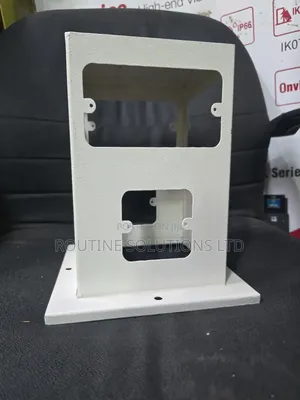 Metallic Powder Coated Pedestal 180mm 4power 4data