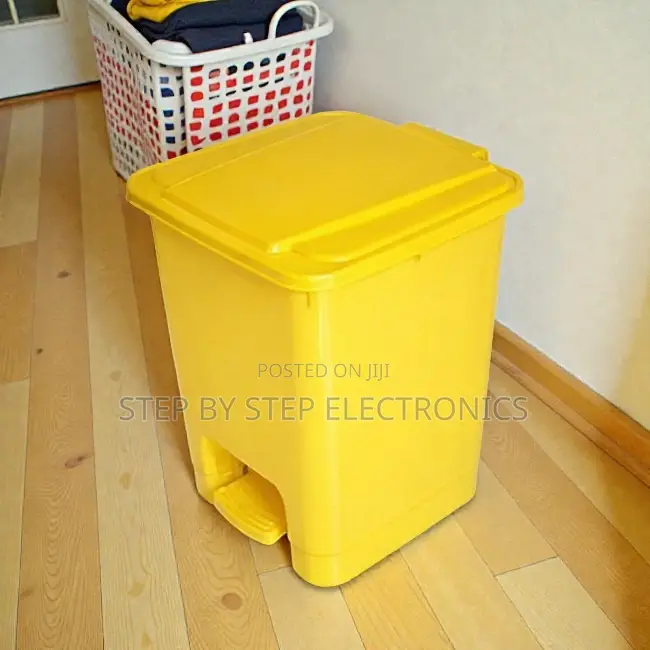 Multi-Functional Hard Plastic 30l Step Pedal Waste Garbage Dust Bin
