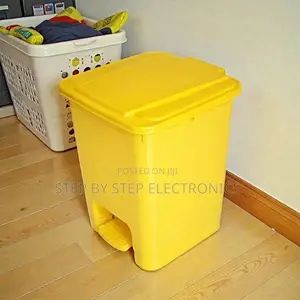 Waste Disposal 30l Hard Plastic Body Step Pedal Garbage Dust Bin
