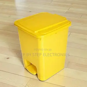 Quality Ensured 30l Hard Plastic Body Step Pedal Waste Garbage Bin