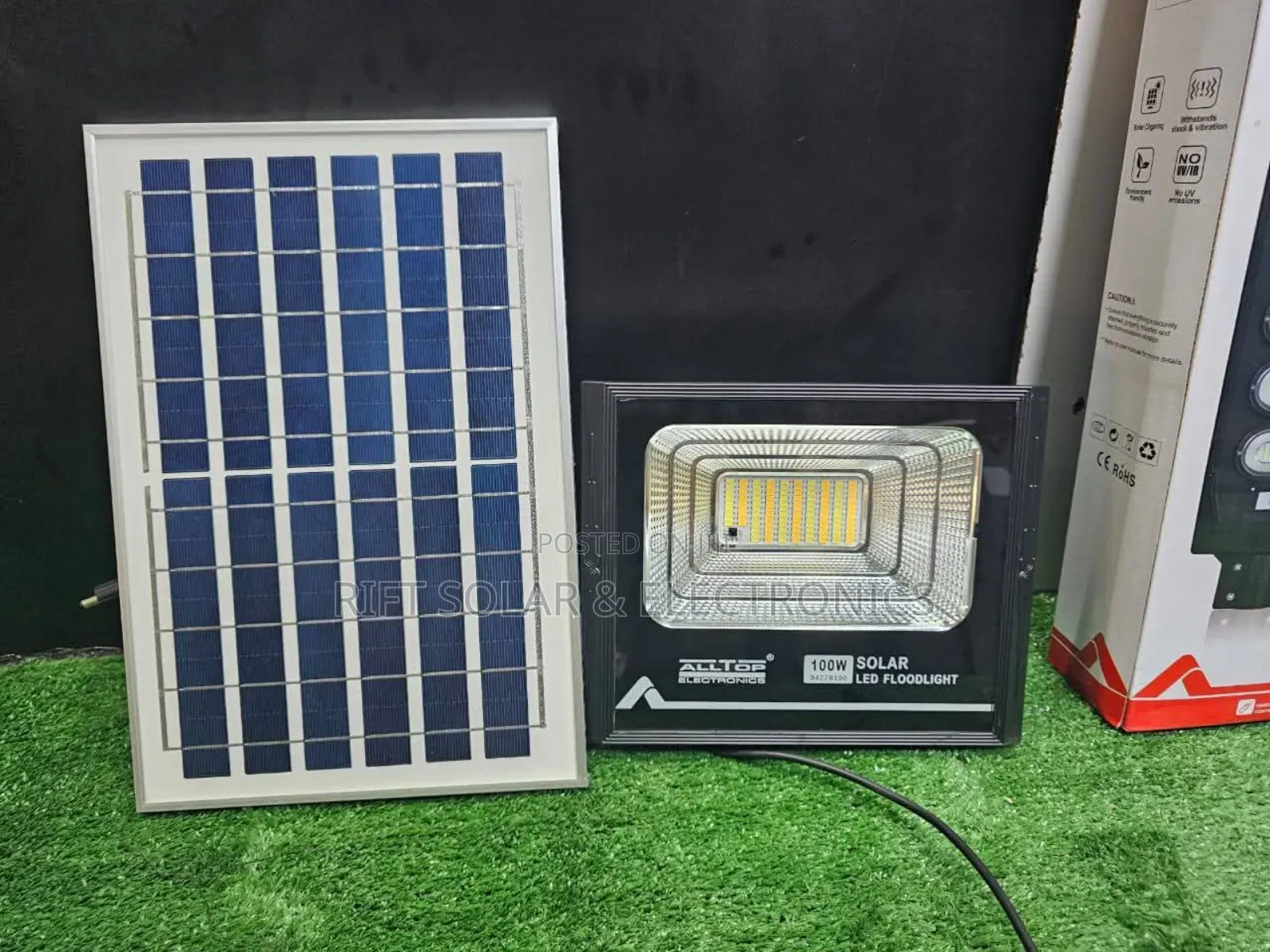 100 Watts Solar Floodlight Complete With Mounting Bracket