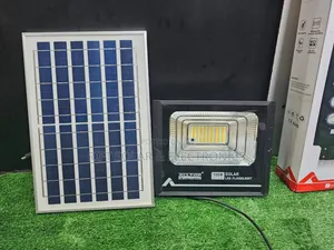 100 Watts Solar Floodlight Complete With Mounting Bracket
