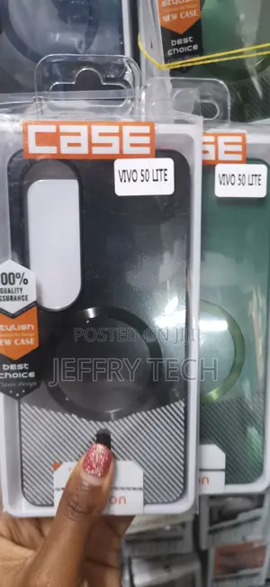 Karwa Hard Pc Vivo V50 Lite Magnetic Ultra Slim Tpu Case