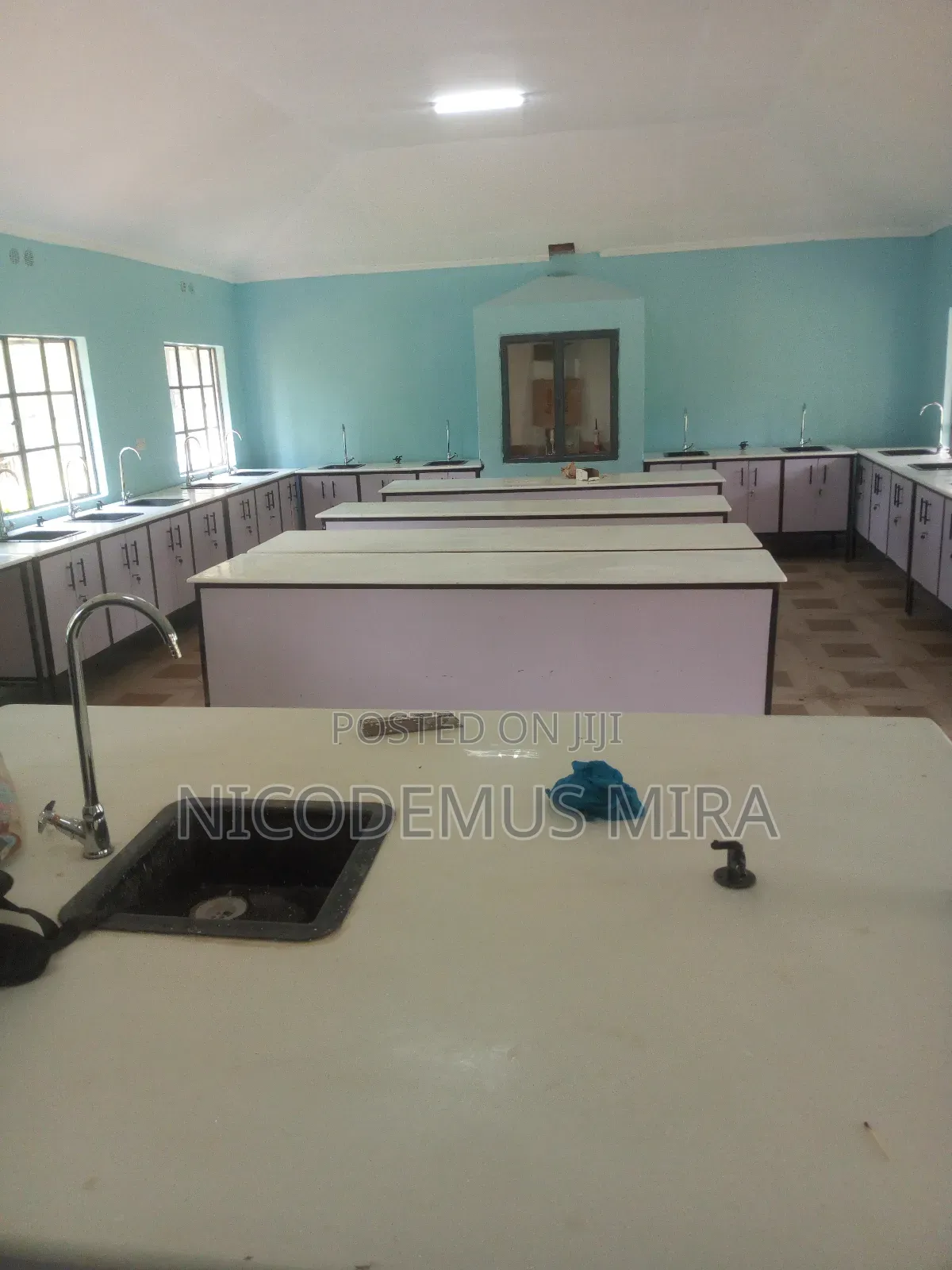 School Lab Portable Table