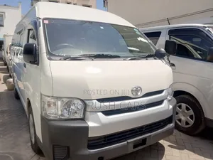 Toyota HiAce 2018 White