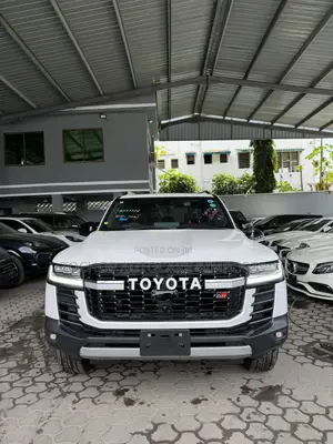 New Toyota Land Cruiser 2025 White