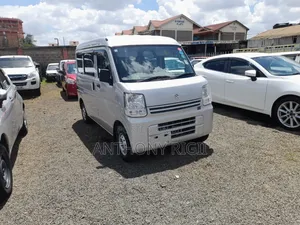 Suzuki Every 2018 Silver