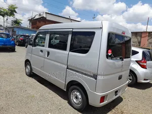 Suzuki Every 2018 Silver