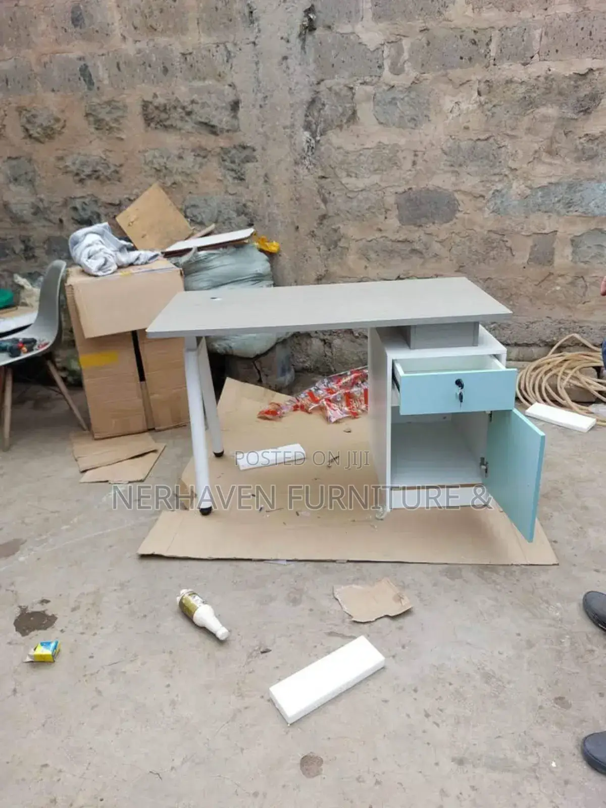 Modern Unique Office Study Desk – Strong Elegant