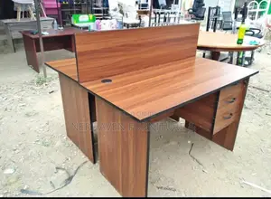 Modern Two Way Workstation Desk – Professional Office Setup