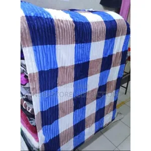 Checked Pattern Throw Blankets