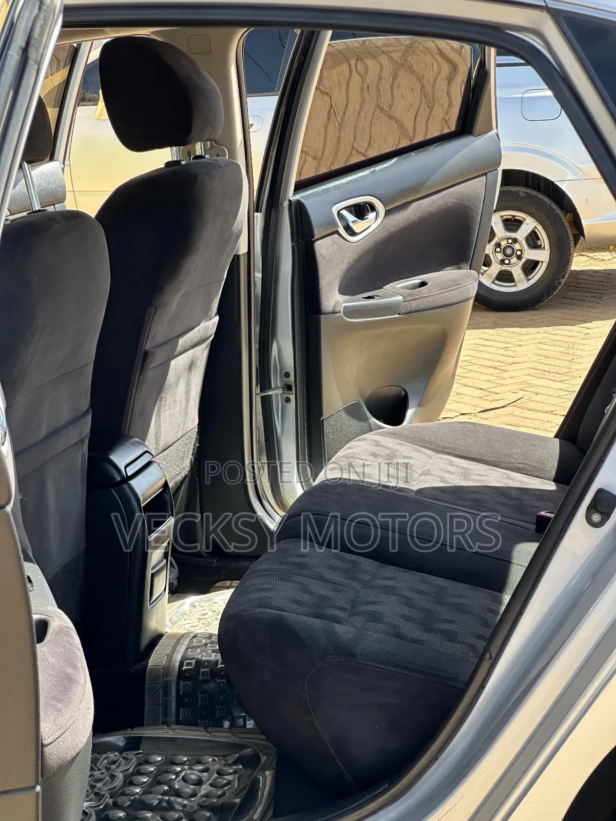 Nissan Bluebird 2016 Silver