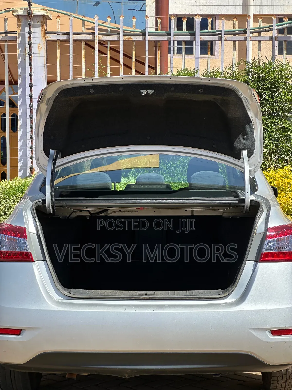Nissan Bluebird 2016 Silver