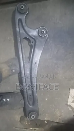 Rear Control Arms for Suzuki Alto