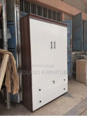 Lockable Wardtobe