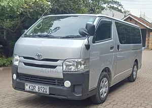 Toyota HiAce 2017 Silver