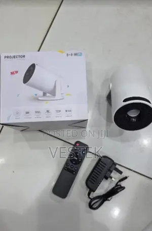 Hy 300 Ultra Android 1080p Short Lens Projector for Home Theater