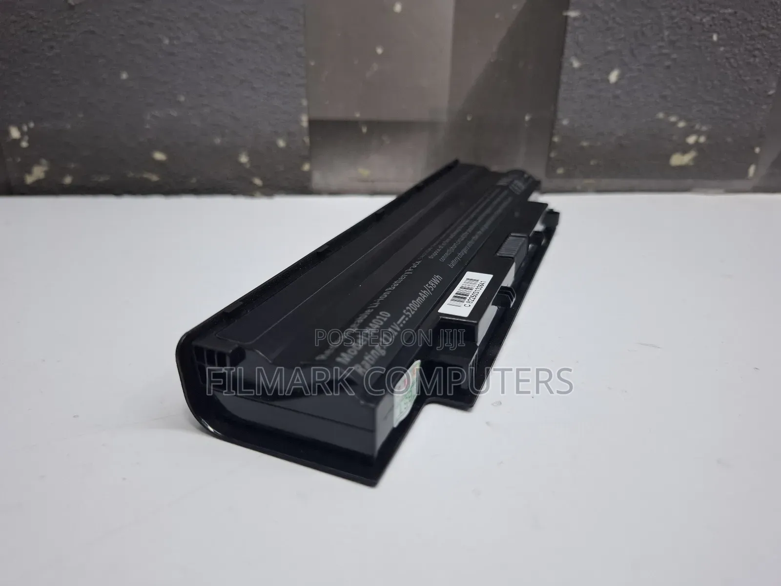 Dell Inspiron N5050 Battery Replacement