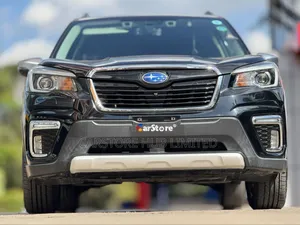 Subaru Forester Premium AWD 2019 Black