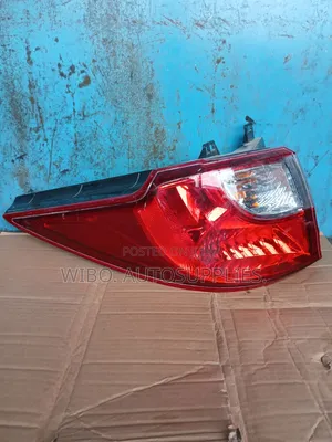 Nissan Lafesta Taillight