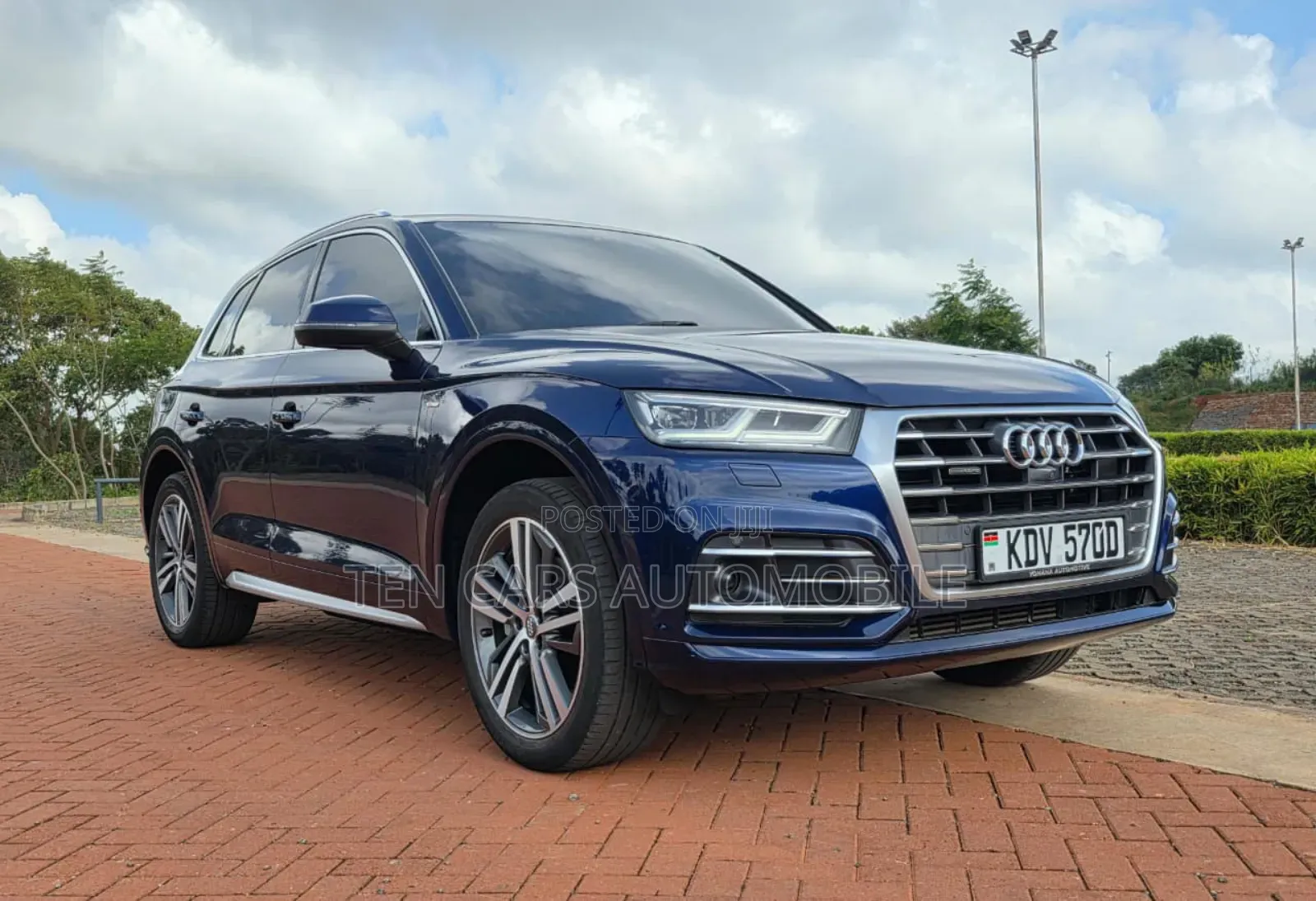 Audi Q5 2018 Blue