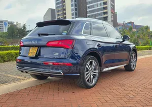 Audi Q5 2018 Blue