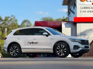 Volkswagen Touareg 2019 White