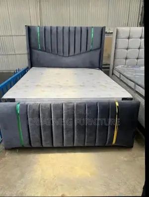 Plushdream Fabric Bed**