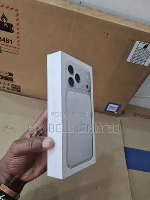 New Apple iPhone 17 Pro Max 256 GB Silver