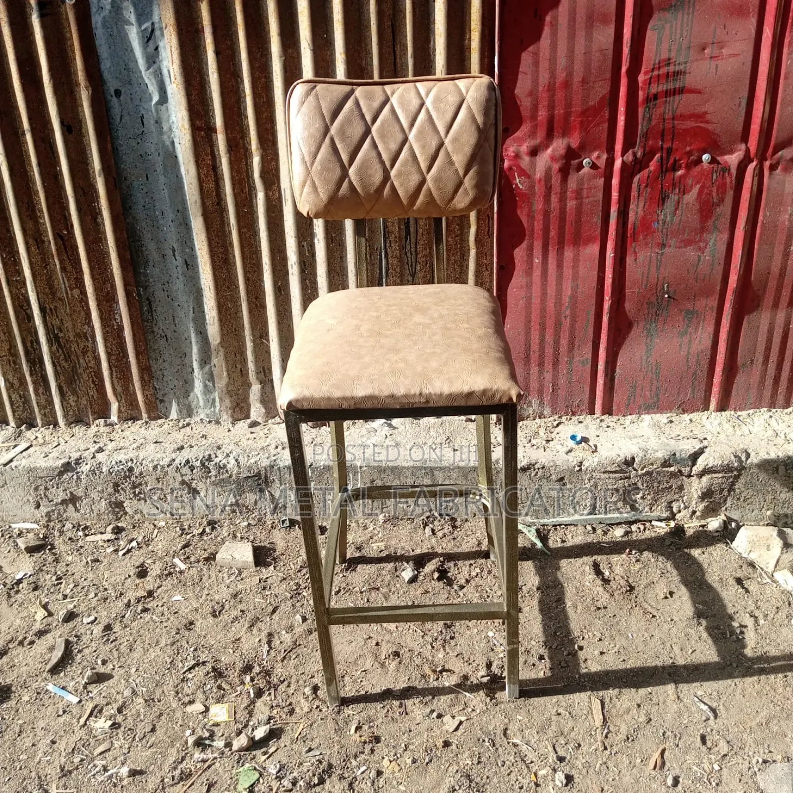 Durable Brown Bar Stools With Powder-Coating Finish