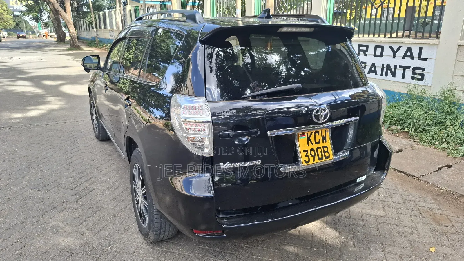 Toyota Vanguard 2012 Black