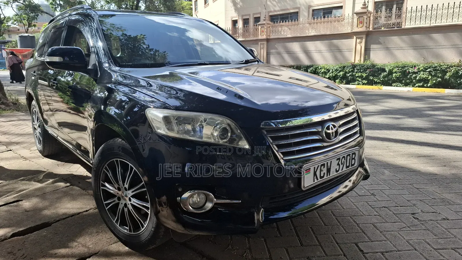 Toyota Vanguard 2012 Black