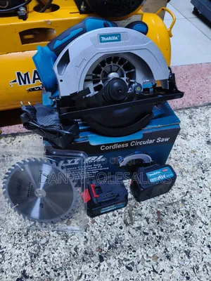 Makita 48v Cordless Circular Saw