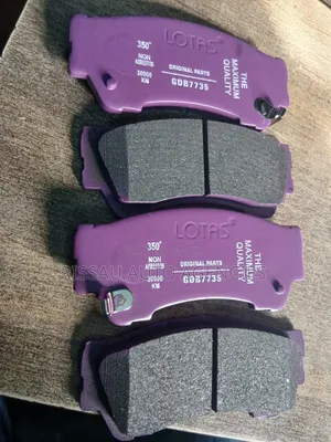 Honda Life Dunk Lotus Semi Metallic Front Brake Pads D5134.