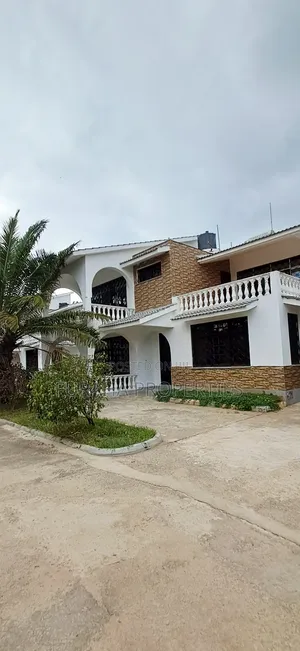 4bdrm Mansion in Shanzu for sale
