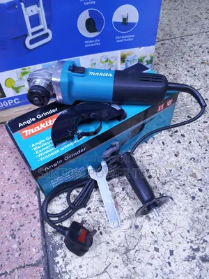 Industrial Makita 4.5" Angle Gringer