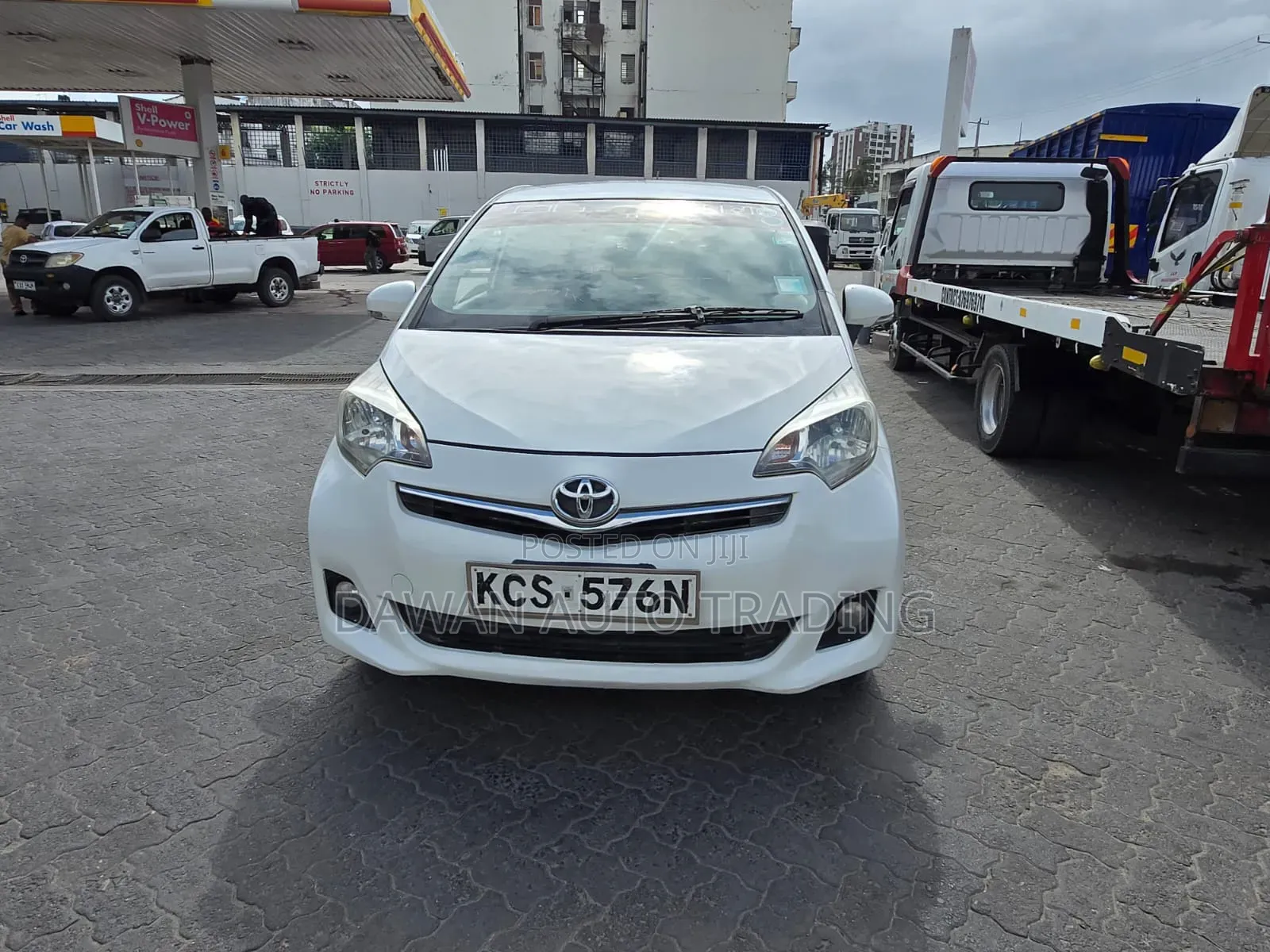 Toyota Ractis 2012 White