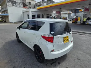 Toyota Ractis 2012 White
