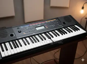 Yamaha Electric Keyboard E263