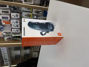 JBL Charge 6