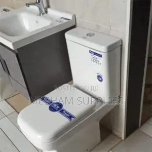 Frencia Cross Couple Toilet Seat and Sink