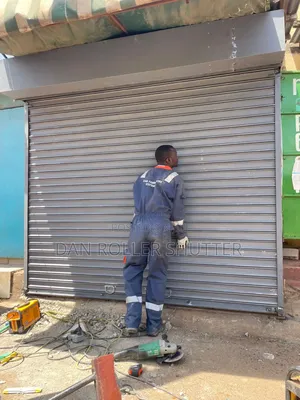 Manual Roller Shutter With Lock