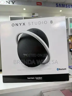 Harman Kardon Onyx Studio 8